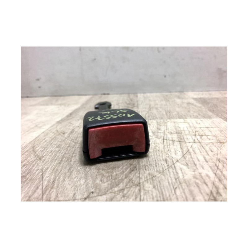 Attache ceinture avant droit MERCEDES CLASSE SLK 170 PHASE 2 CABRIOLET d’occasion