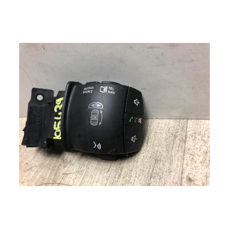 Commande autoradio RENAULT MEGANE 3 PHASE 1 d’occasion