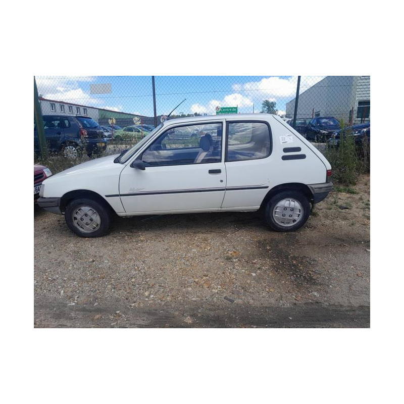 Retroviseur gauche PEUGEOT 205 PHASE 2 d’occasion
