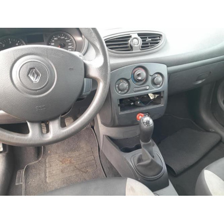 Interrupteur de leve vitre avant droit RENAULT CLIO 3 PHASE 2 d’occasion