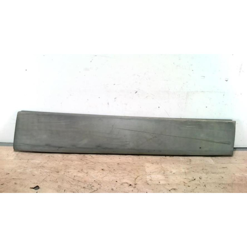 Baguette de porte arriere gauche  RENAULT TRAFIC 2 PHASE 1 d’occasion