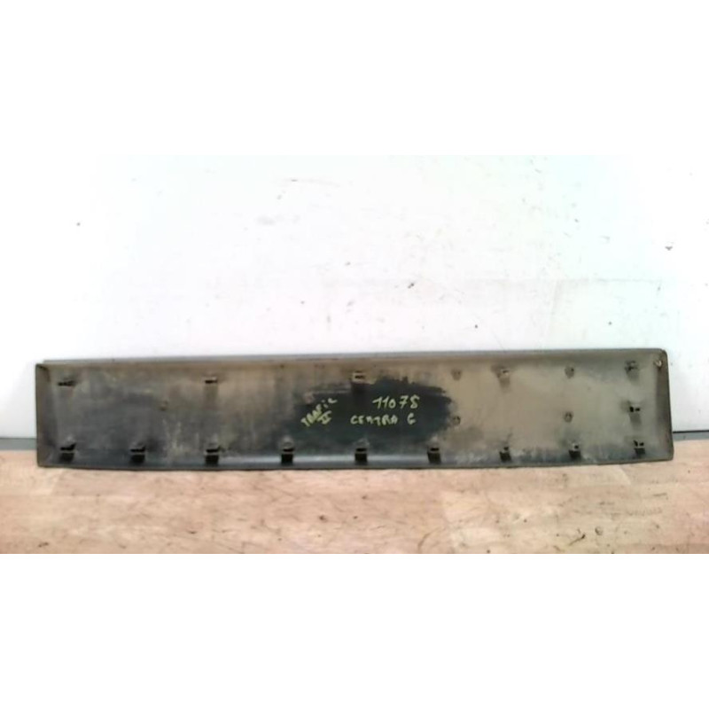 Baguette de porte arriere gauche  RENAULT TRAFIC 2 PHASE 1 d’occasion