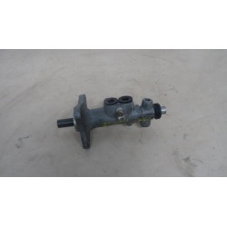 Maitre cylindre (freinage) MERCEDES 190 (201) d’occasion