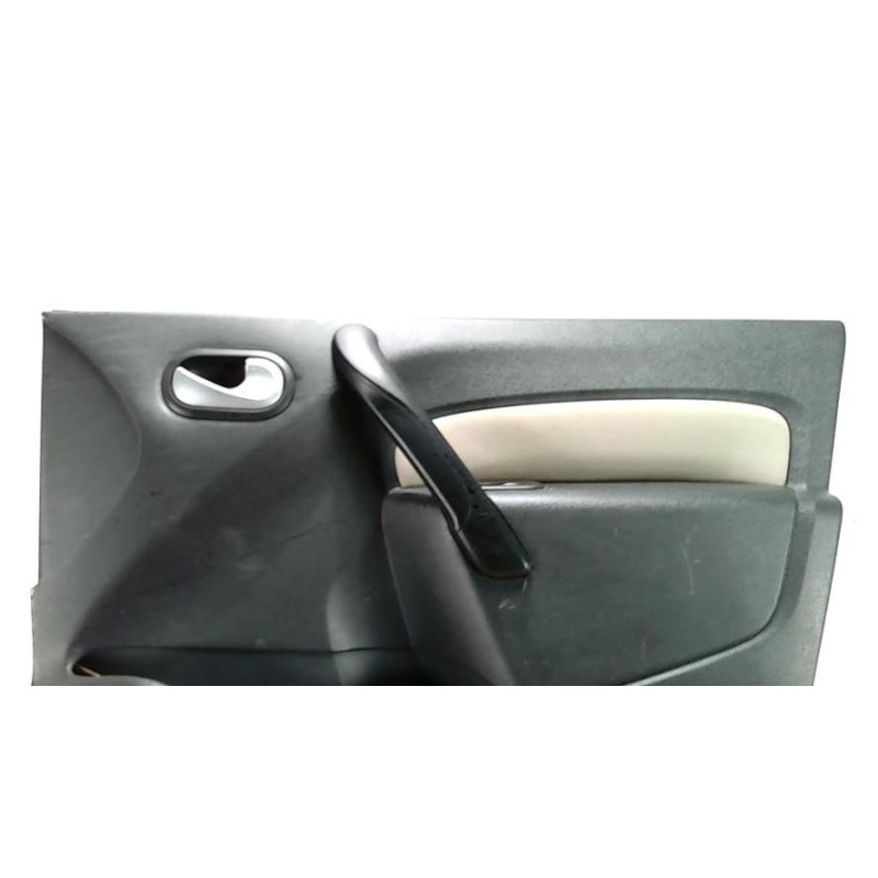 Panneau de porte avant droit RENAULT KANGOO 2 PHASE 1 d’occasion