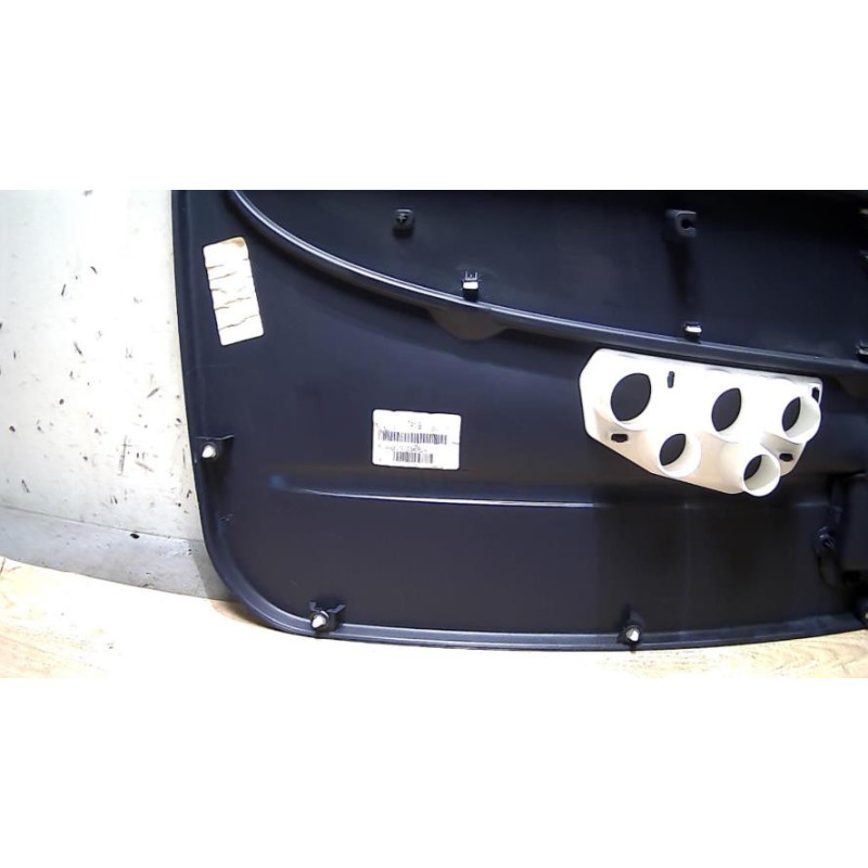 Panneau de porte avant droit PEUGEOT 1007 d’occasion