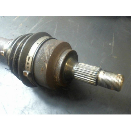 Cardan droit (transmission) PEUGEOT 207 PHASE 2 d’occasion