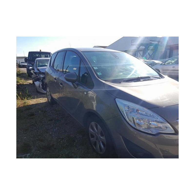 Vitre arriere droit OPEL MERIVA B PHASE 1 d’occasion