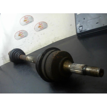 Cardan gauche (transmission) PEUGEOT 207 PHASE 1 d’occasion