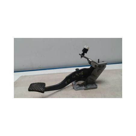 Pedalier de frein MITSUBISHI GRANDIS d’occasion