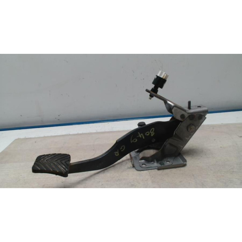 Pedalier de frein MITSUBISHI GRANDIS d’occasion