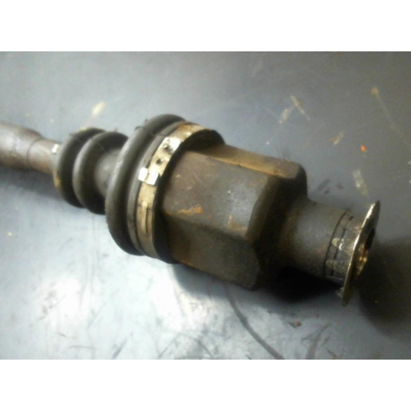 Cardan gauche (transmission) RENAULT MEGANE I PHASE 2 d’occasion