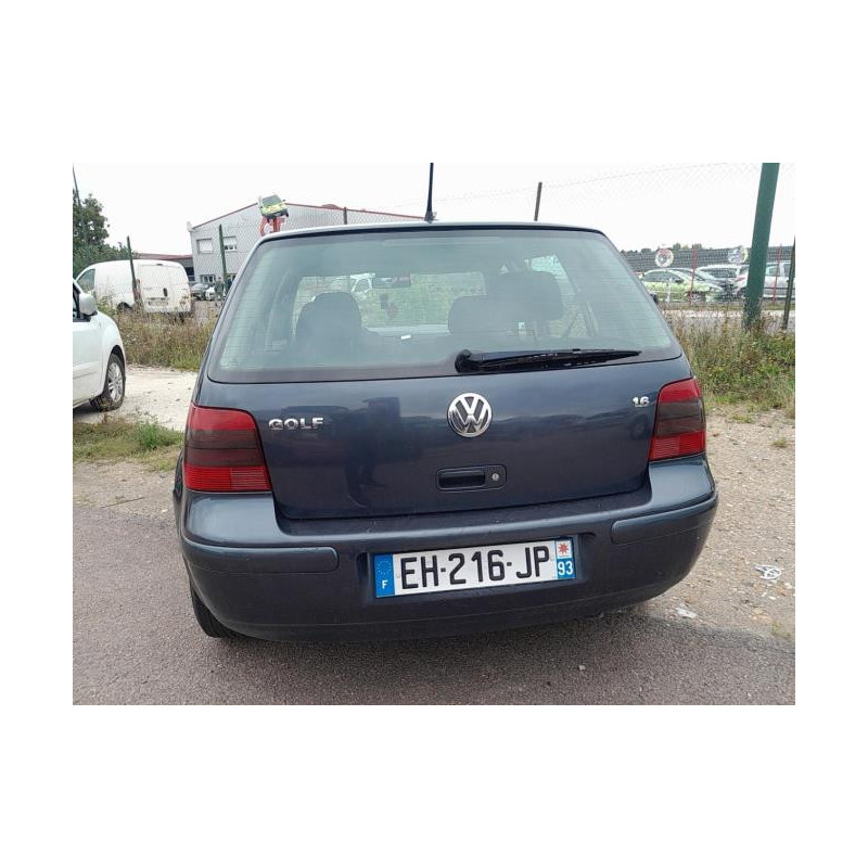 Serrure de coffre VOLKSWAGEN GOLF 4 d’occasion