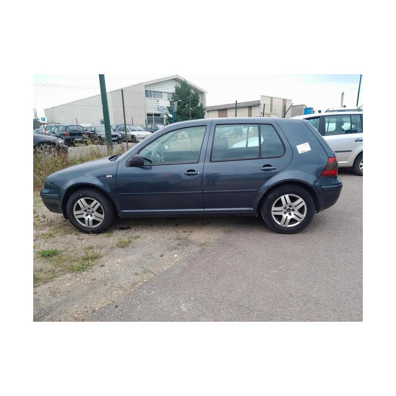 Serrure de coffre VOLKSWAGEN GOLF 4 d’occasion