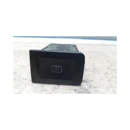 Commande degivrage lunette arriere VOLKSWAGEN GOLF 4 d’occasion