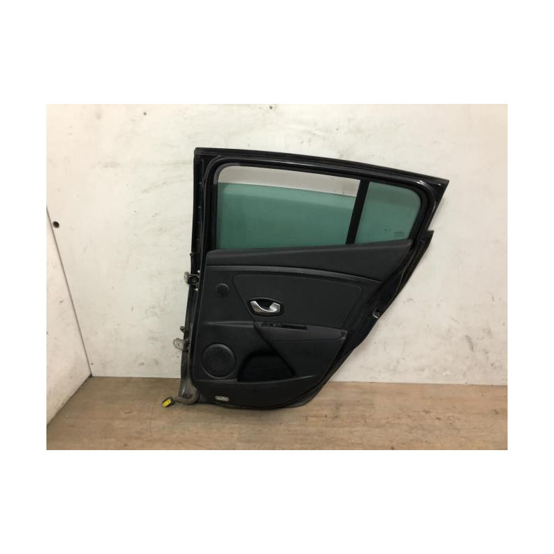 Porte arriere droit RENAULT MEGANE 3 PHASE 1 d’occasion
