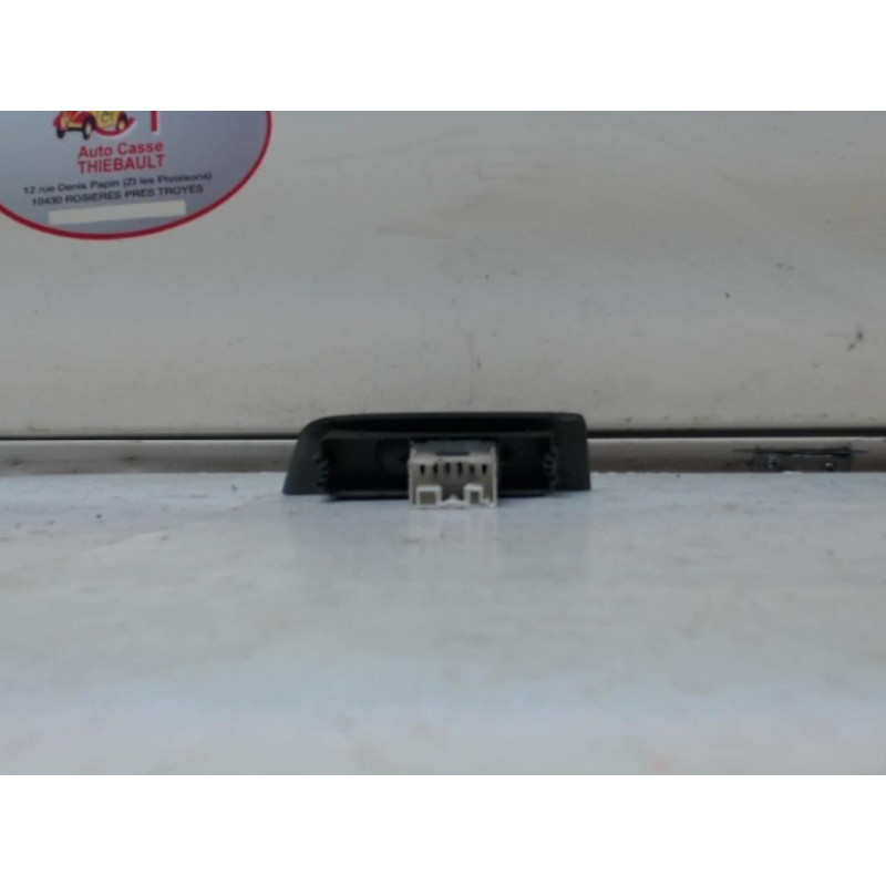Interrupteur de leve vitre avant droit FIAT MULTIPLA PHASE 2 d’occasion