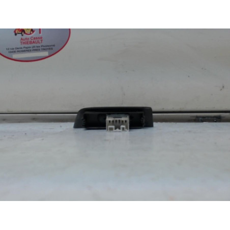 Interrupteur de leve vitre avant droit FIAT MULTIPLA PHASE 2 d’occasion