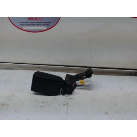 Attache ceinture arriere gauche CITROEN C4 d’occasion