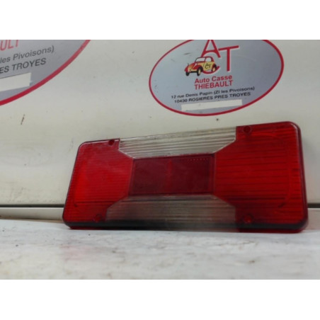 Cabochon arriere gauche IVECO DAILY IV d’occasion