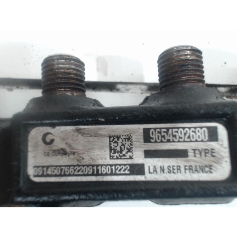 Rampe injection PEUGEOT 308 2 SW PHASE 1 BREAK d’occasion