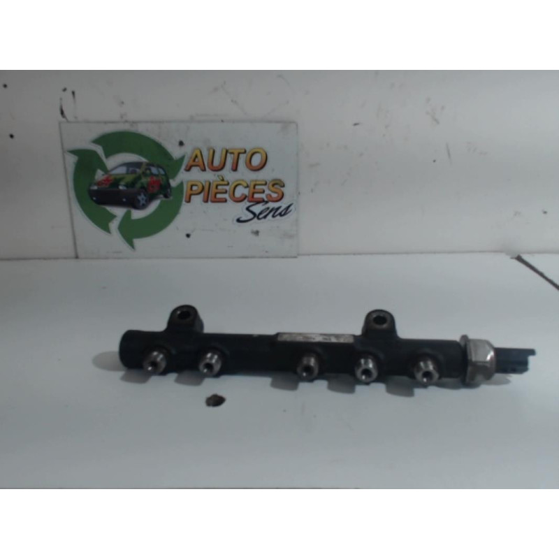 Rampe injection PEUGEOT 206+ d’occasion
