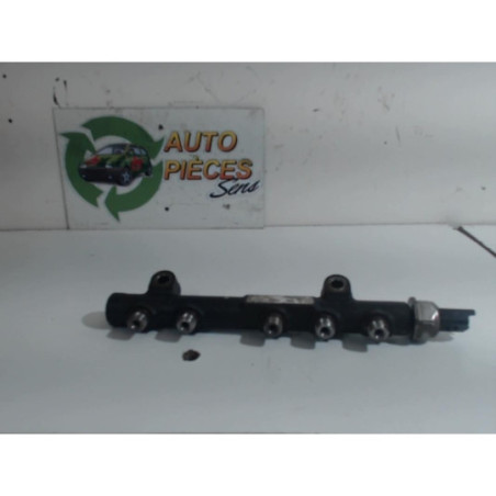 Rampe injection PEUGEOT 206+ d’occasion