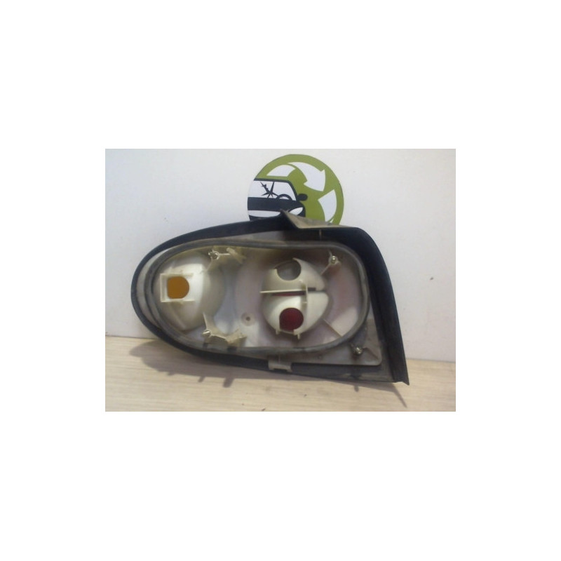 Feu arriere principal droit (feux) RENAULT MEGANE 1 PHASE 1 CABRIOLET d’occasion