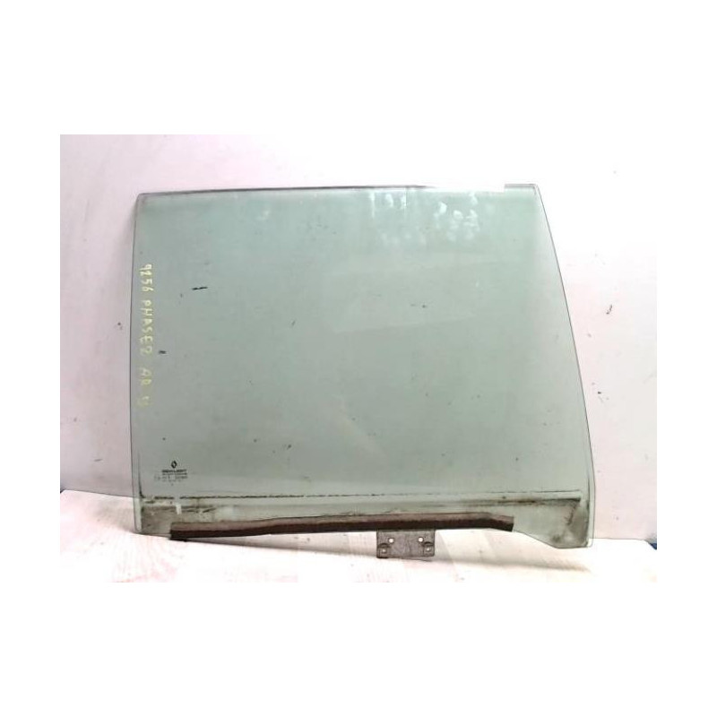 Vitre arriere droit RENAULT R25 PHASE 2 d’occasion