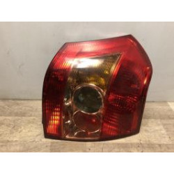 Feu arriere principal droit (feux) TOYOTA COROLLA 10 PHASE 2 d’occasion