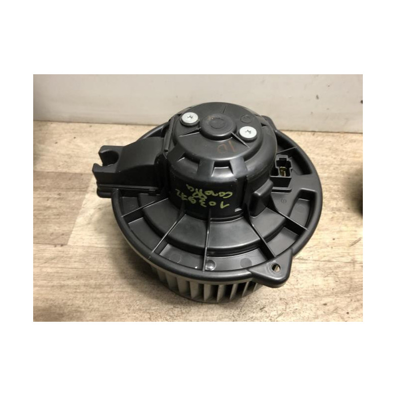 Ventilateur chauffage TOYOTA COROLLA 10 PHASE 2 d’occasion