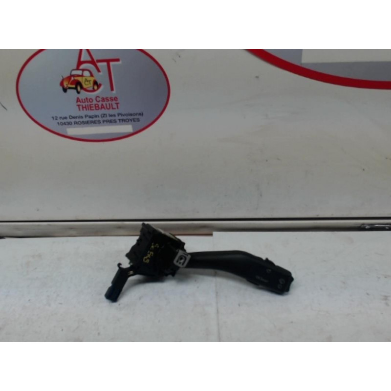 Commodo d'essuie glaces VOLKSWAGEN GOLF V d’occasion