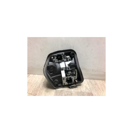 Platine feu arriere droit AUDI A4 3 PHASE 1 d’occasion