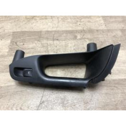 Interrupteur de leve vitre avant droit AUDI A4 3 PHASE 1 d’occasion