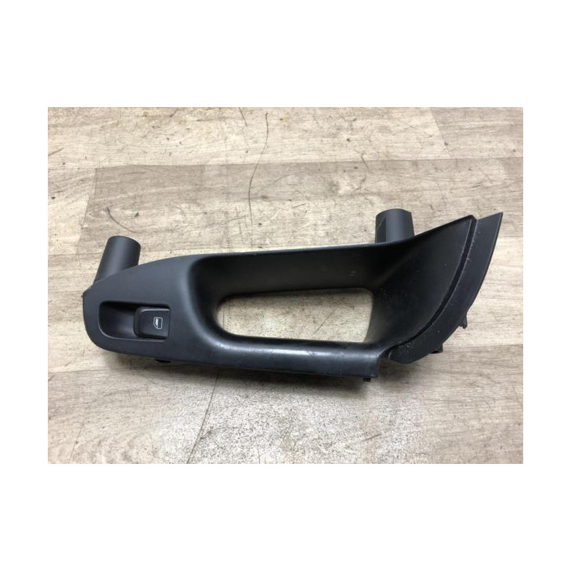Interrupteur de leve vitre avant droit AUDI A4 3 PHASE 1 d’occasion