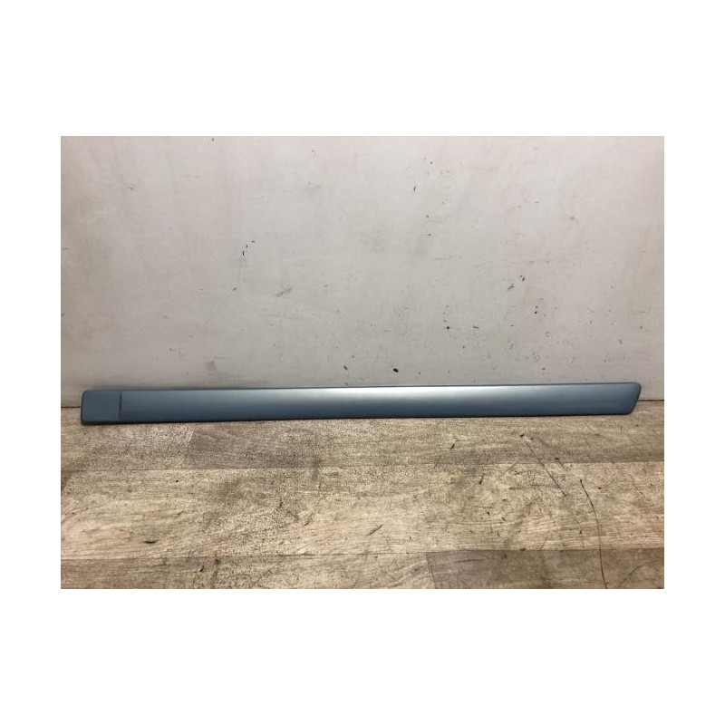 Baguette de porte arriere gauche  FORD C-MAX 1 PHASE 2 d’occasion