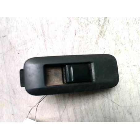 Interrupteur de leve vitre arriere droit NISSAN PRIMERA 4 d’occasion
