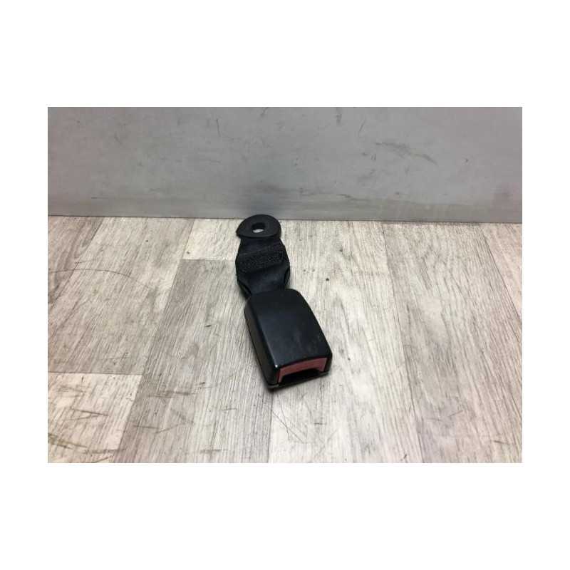 Attache ceinture arriere gauche FORD C-MAX 1 PHASE 2 d’occasion