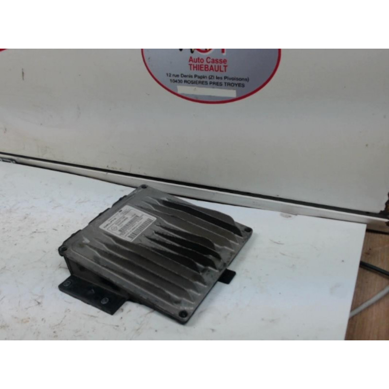 Calculateur moteur RENAULT CLIO III PHASE 2 d’occasion