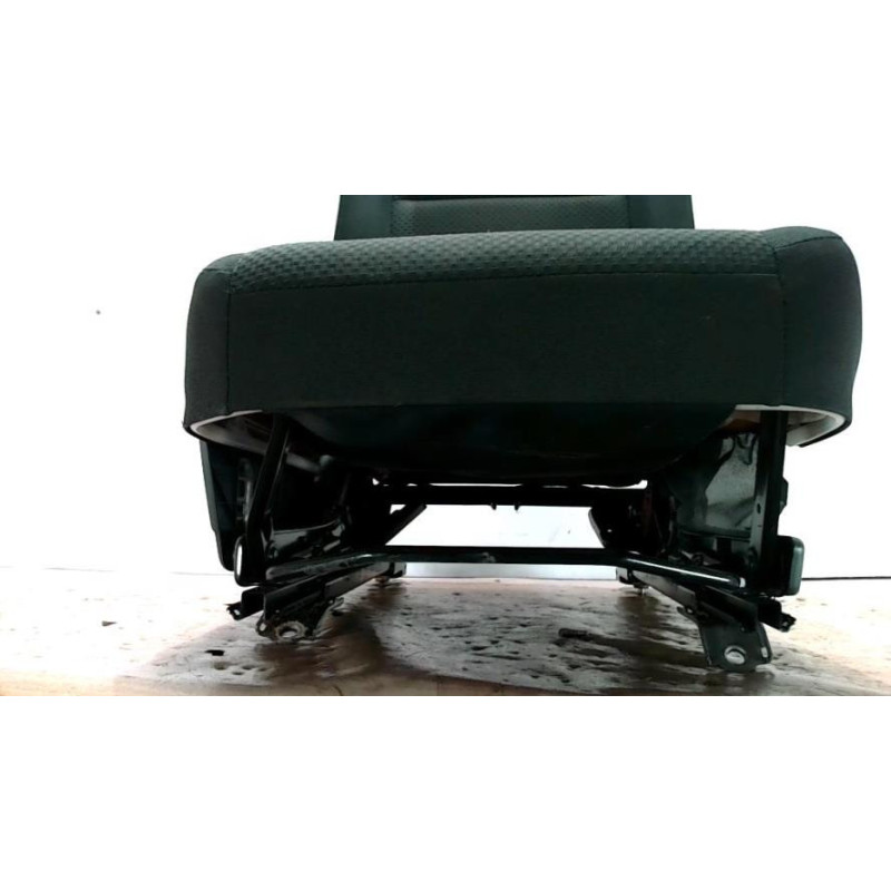 Siege arriere droit TOYOTA COROLLA VERSO 2 PHASE 1 d’occasion