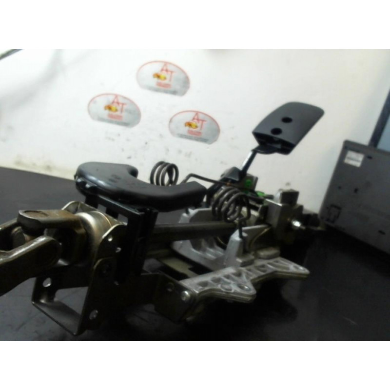 colonne de direction VOLKSWAGEN GOLF V d’occasion
