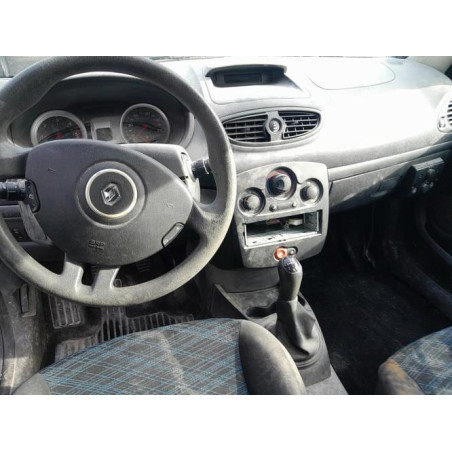 Leve vitre mecanique arriere droit RENAULT CLIO 3 PHASE 1 d’occasion
