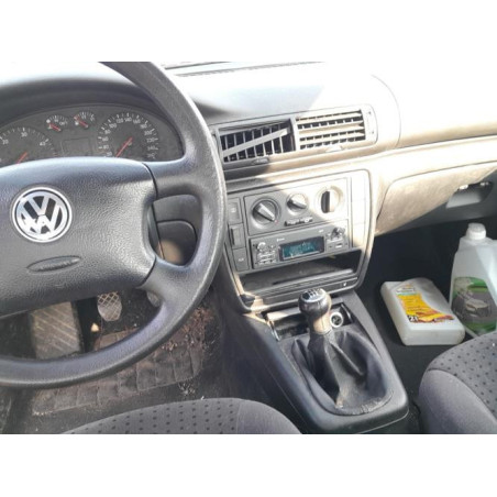 Optique avant principal droit (feux)(phare) VOLKSWAGEN PASSAT 4 PHASE 1 d’occasion