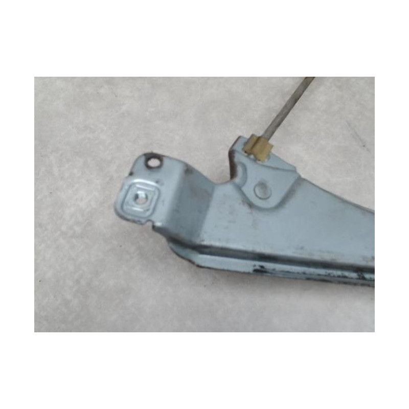 Leve vitre electrique avant gauche RENAULT CLIO 3 PHASE 1 d’occasion