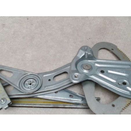 Leve vitre mecanique arriere droit RENAULT SCENIC 3 PHASE 1 d’occasion