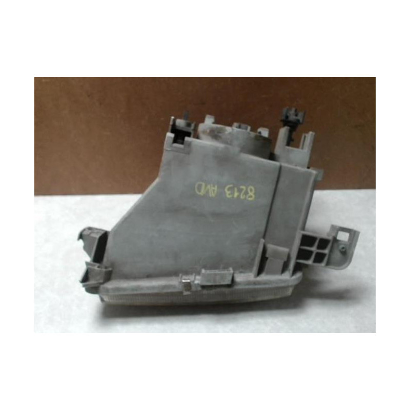 Optique avant principal droit (feux)(phare) RENAULT CLIO 1 PHASE 1 d’occasion