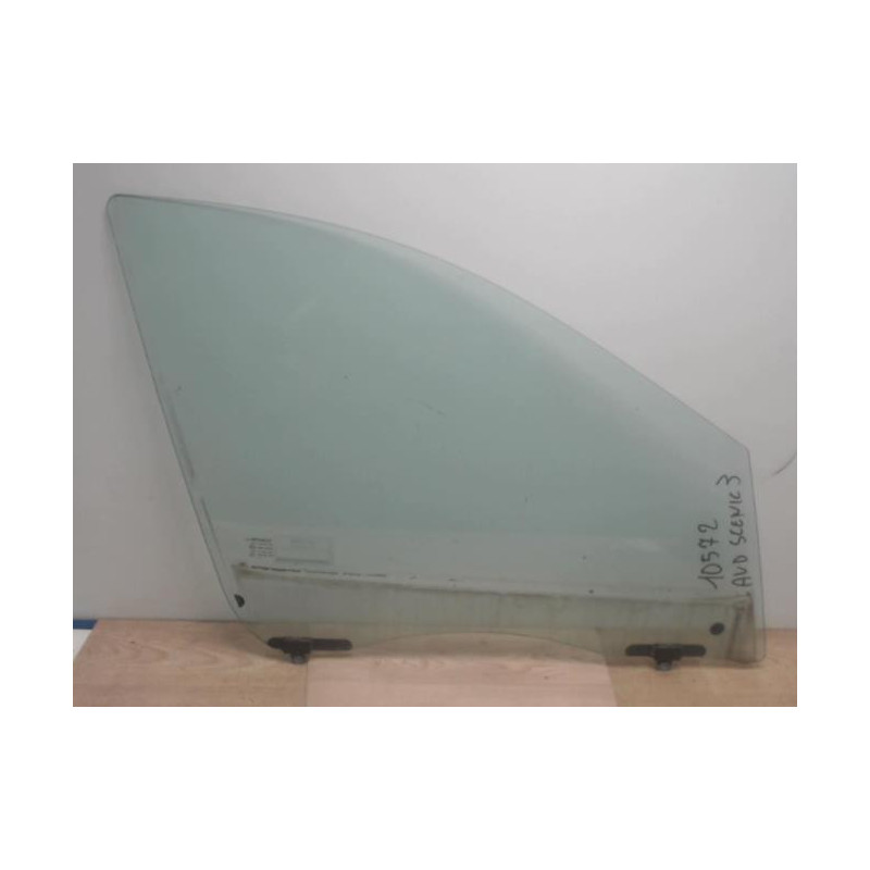 Vitre avant droit RENAULT GRAND SCENIC 3 PHASE 1 d’occasion