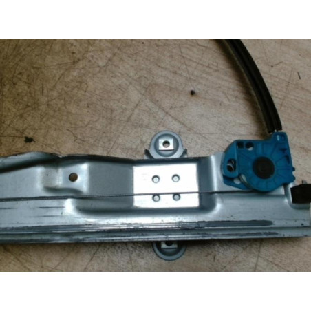 Leve vitre electrique avant gauche RENAULT TWINGO 2 PHASE 1 d’occasion