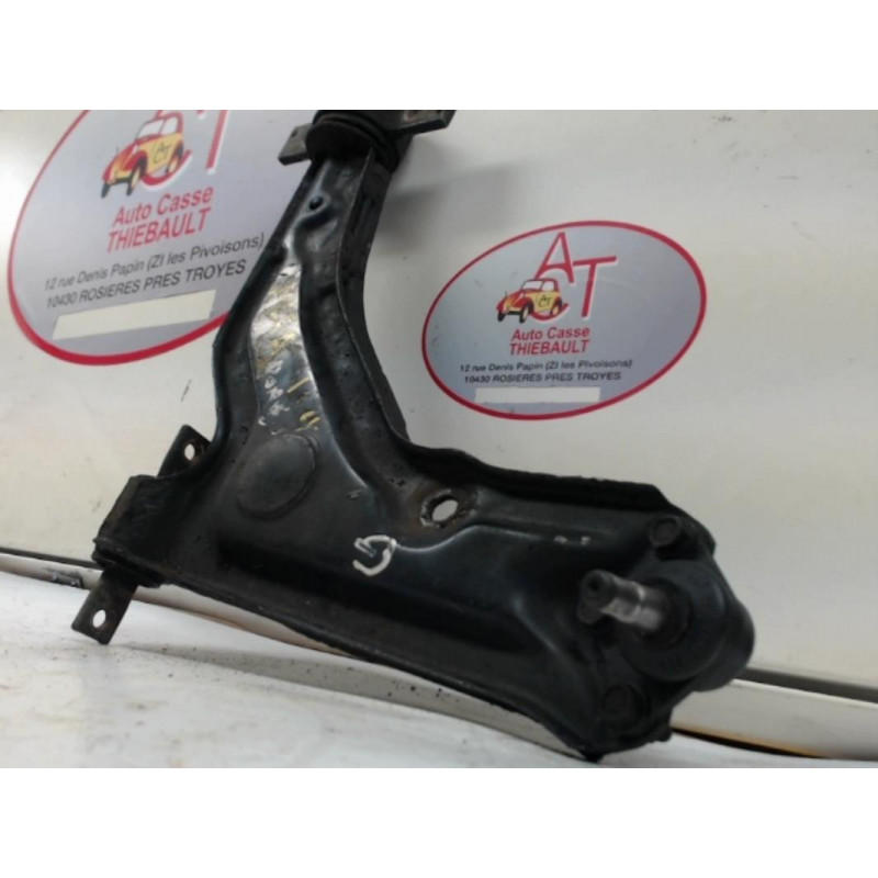 Triangle avant gauche ALFA ROMEO 164 d’occasion