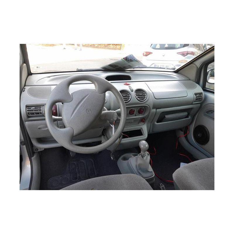Optique avant principal gauche (feux)(phare) RENAULT TWINGO 1 PHASE 3 d’occasion