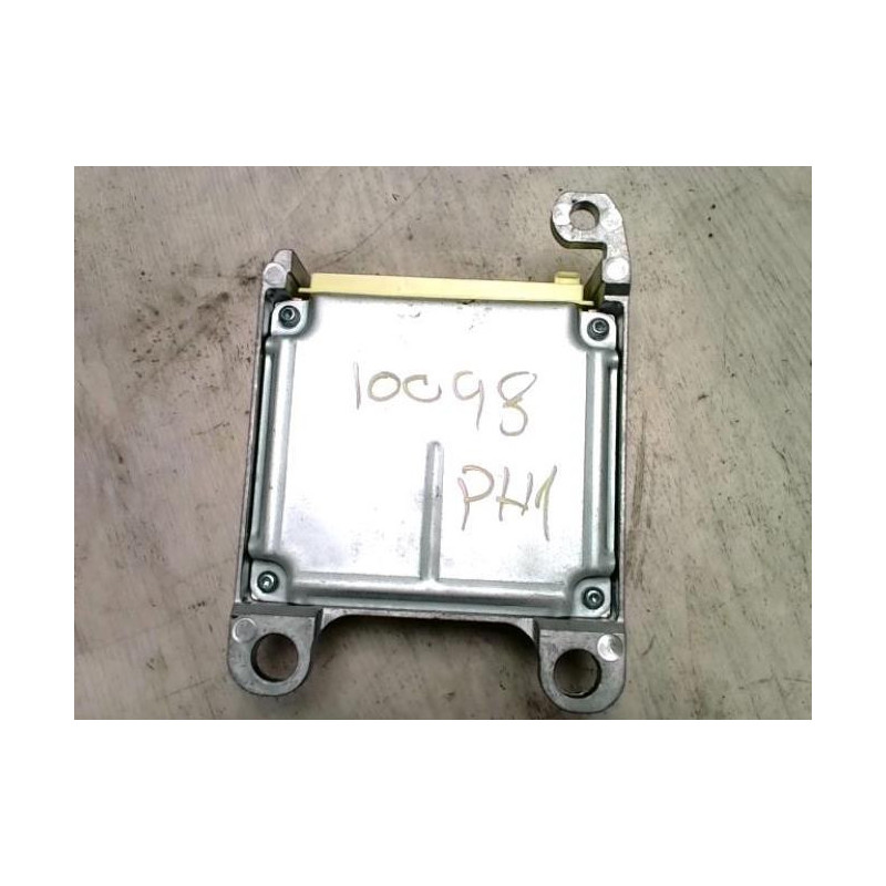 Boitier air bag TOYOTA COROLLA VERSO 2 PHASE 1 d’occasion